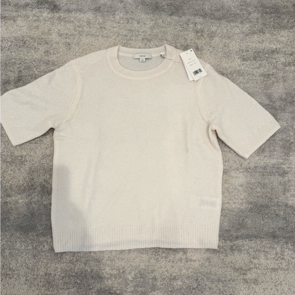 NWT Vince Cream Sweater size M